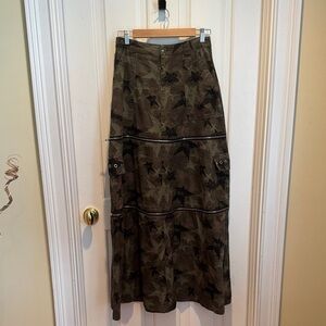 Social Collision 🔥sale🔥 camouflage skirt